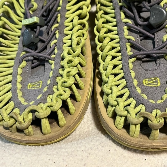 Keen Neon Green Loop Rope Design Sandals Sz 10 - Picture 3 of 13